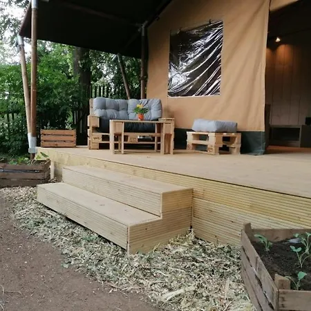 Gutshof Tda-lohma Kemping